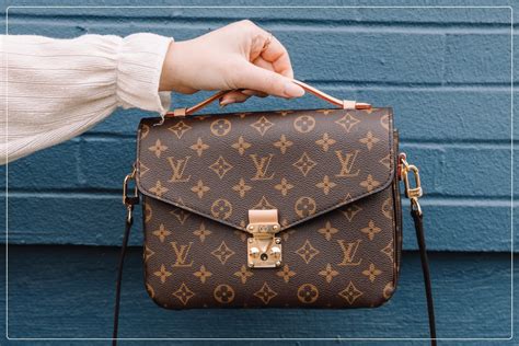 how can you spot a fake louis vuitton bag|copy louis vuitton bags uk.